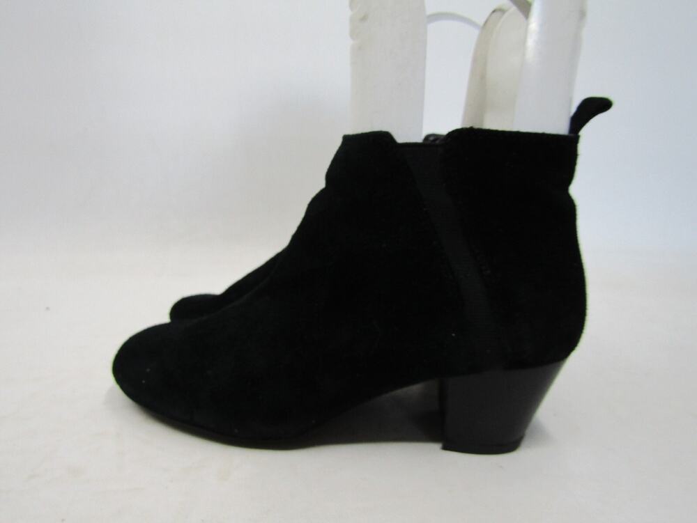 Tesori Womens Size 6.5 M Black Suede Zip Ankle Fashion Boots Bootie